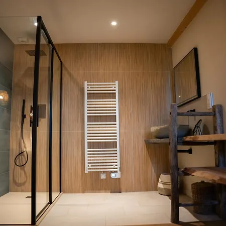 Les Granges Du Hautacam Hotell *