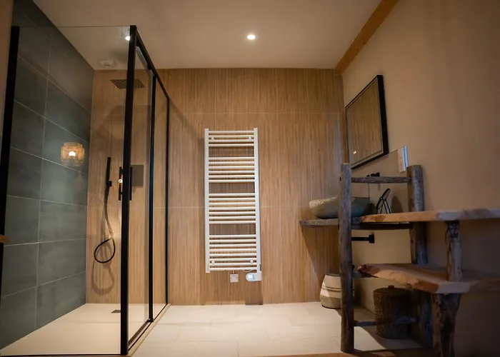 Les Granges Du Hautacam Hotell *